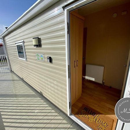 Palm Grove 132 - Pet Friendly, Wifi, Central Heating, Close To Shops And Beach - Meadow Lakes Caravan & Lodge Hire Chapel Saint Leonards Exterior foto