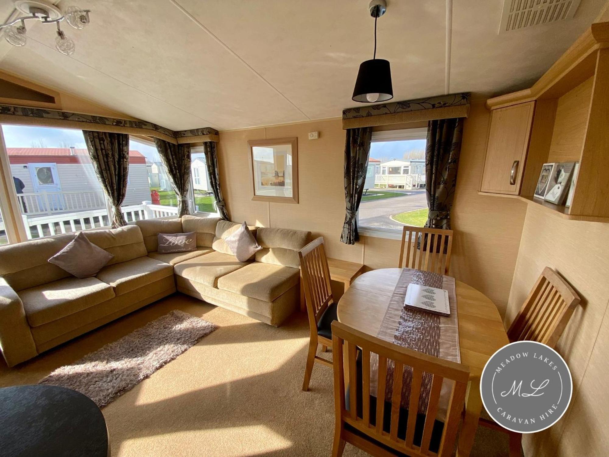 Palm Grove 132 - Pet Friendly, Wifi, Central Heating, Close To Shops And Beach - Meadow Lakes Caravan & Lodge Hire Chapel Saint Leonards Exterior foto